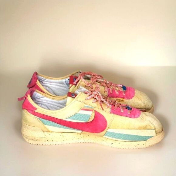 Nike Cortez SP Union Sesame Shoes - Picture 1 of 9